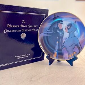 NWT Warner Bros Batman and Catwoman Collectors Plate